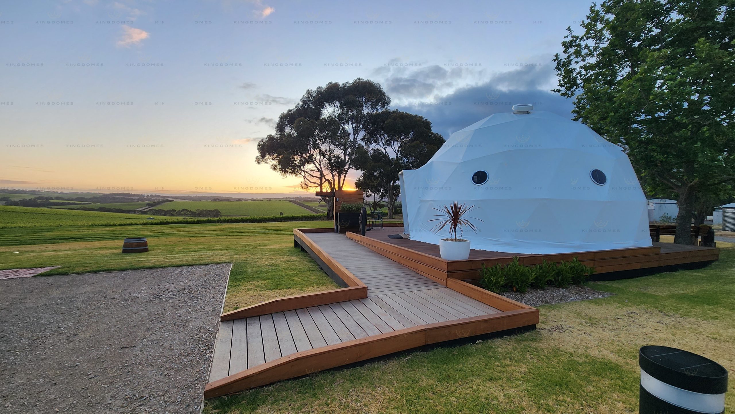 Glamping in Australia 2023: Discover the Latest Trends in Outdoor Luxury